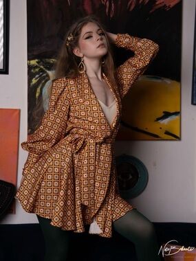 Alexia Admor Rust Orange Geometric Long Sleeve Dress with Cream Accents